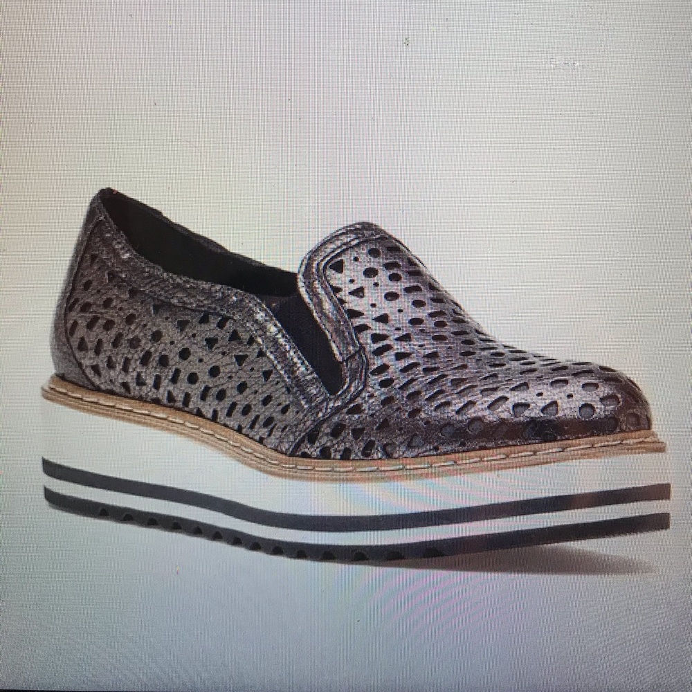Black Braxton Leather Loafers